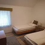 Josephus Vendeghaz 3* Kotcse