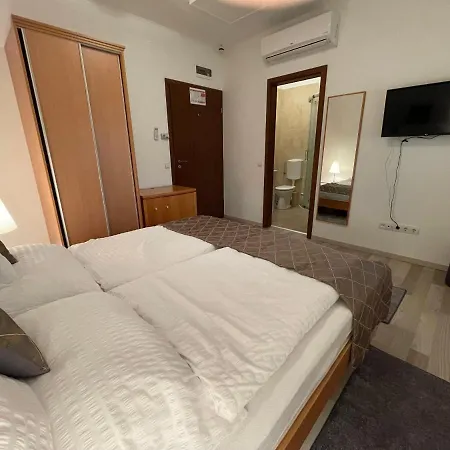 Josephus Vendeghaz Gasthuis